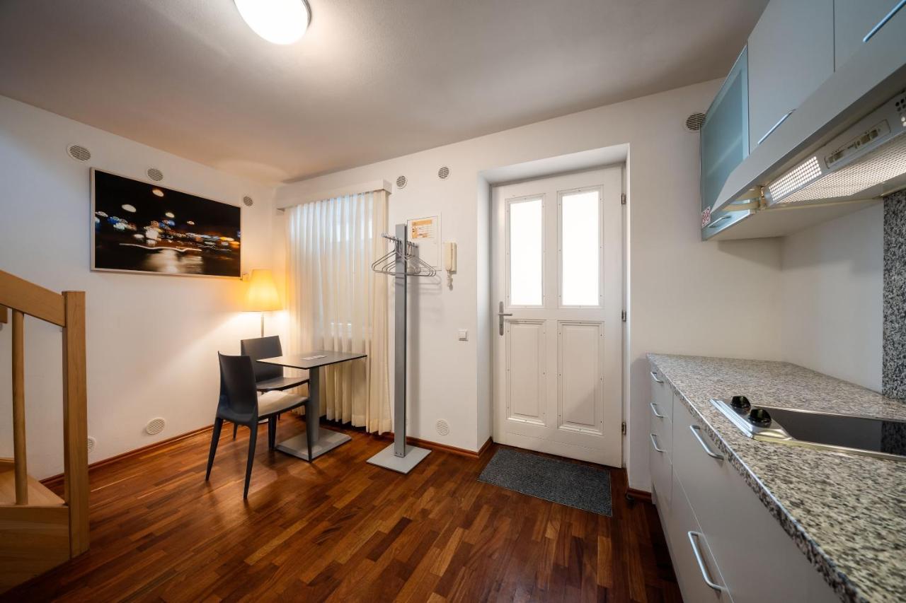 Schlossquadrat Apartment 12 Вена Экстерьер фото